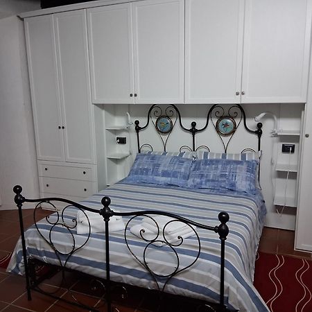 Il Sasso Appartamento 오르타산줄리오 외부 사진